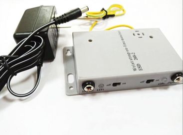 110V / 220V ESD कलाई का पट्टा लाइन मॉनिटर पर दोहरी पट्टियाँ समर्थित पावर एडाप्टर शामिल हैं